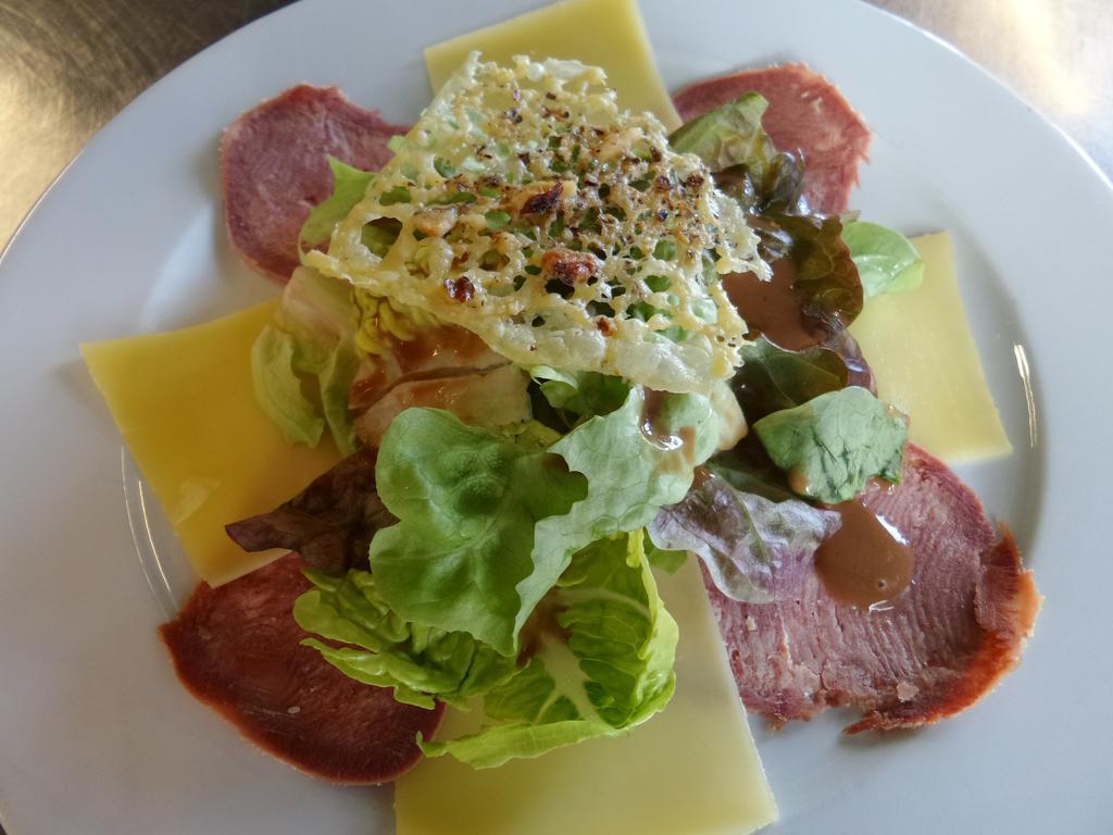 Jura Hotel Restaurant Le Panoramic แซ็ง-คล็อด ภายนอก รูปภาพ