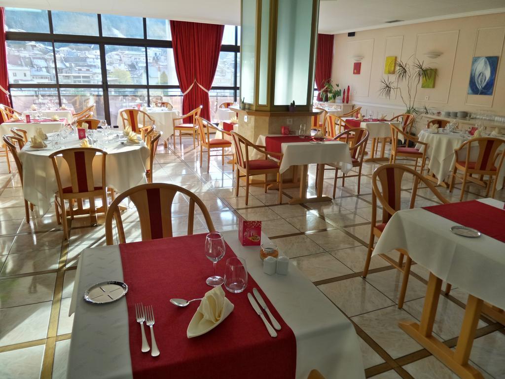 Jura Hotel Restaurant Le Panoramic แซ็ง-คล็อด ภายนอก รูปภาพ
