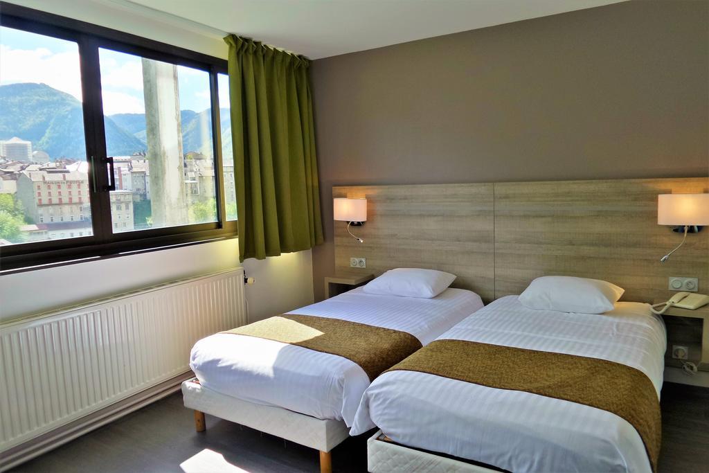 Jura Hotel Restaurant Le Panoramic แซ็ง-คล็อด ภายนอก รูปภาพ